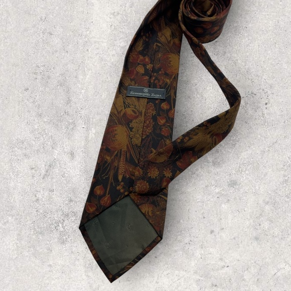 ERMENEGILDO ZEGNA Black/Burgundy/Beige Floral Leaf Silk LUXURY Tie ITALY - Picture 2 of 6